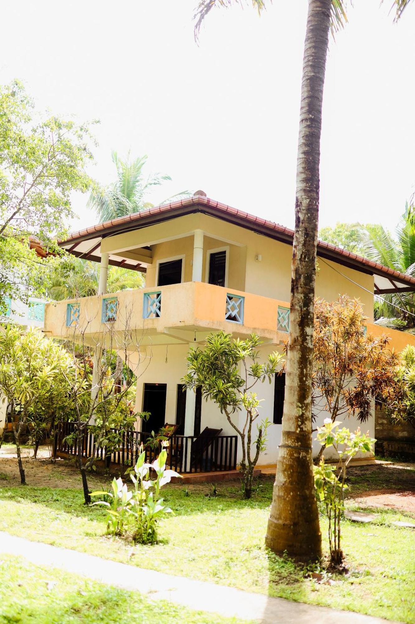 Beach Lagoon Guesthouse แทนกาลเล ภายนอก รูปภาพ