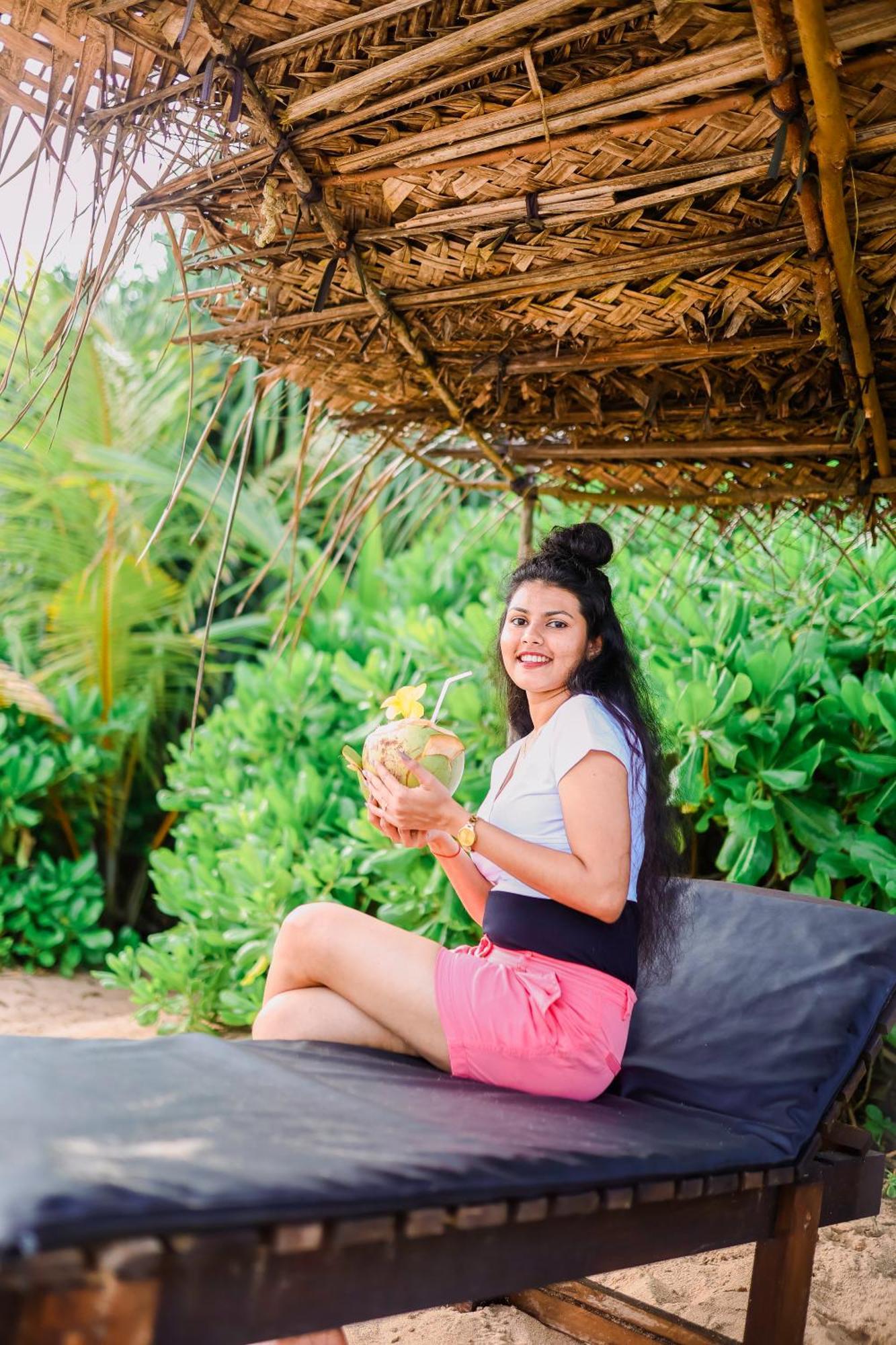 Beach Lagoon Guesthouse แทนกาลเล ภายนอก รูปภาพ