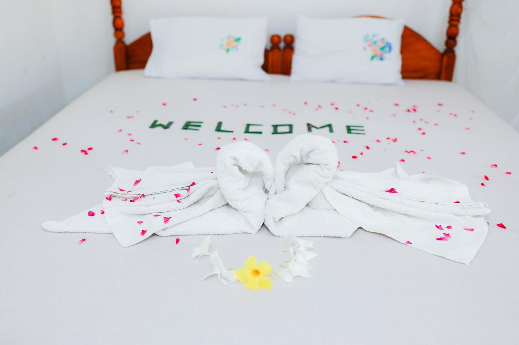 Beach Lagoon Guesthouse แทนกาลเล ภายนอก รูปภาพ
