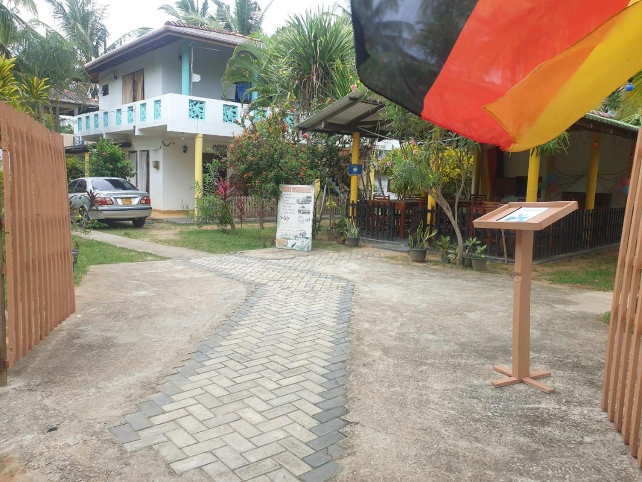 Beach Lagoon Guesthouse แทนกาลเล ภายนอก รูปภาพ