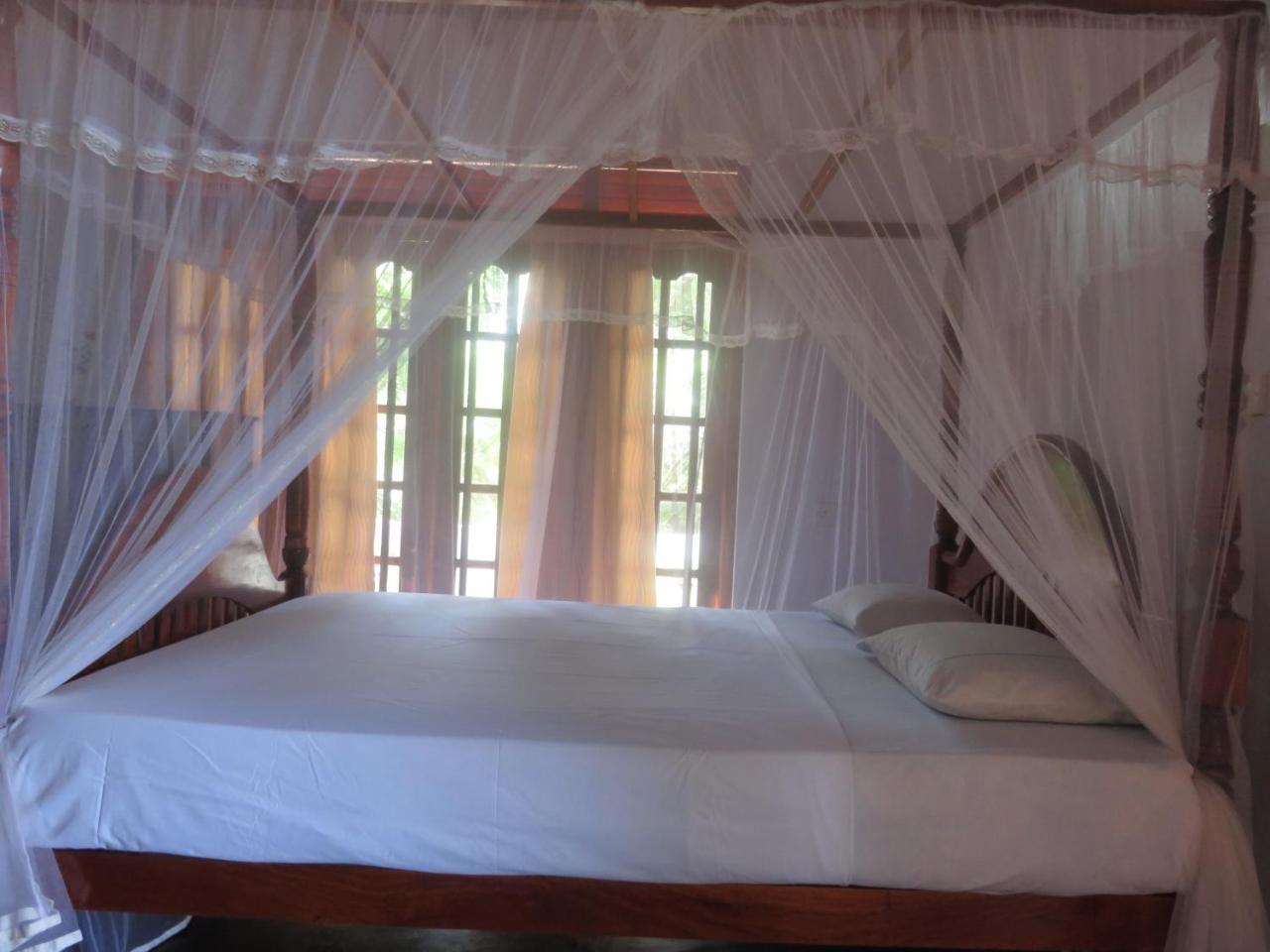 Beach Lagoon Guesthouse แทนกาลเล ภายนอก รูปภาพ