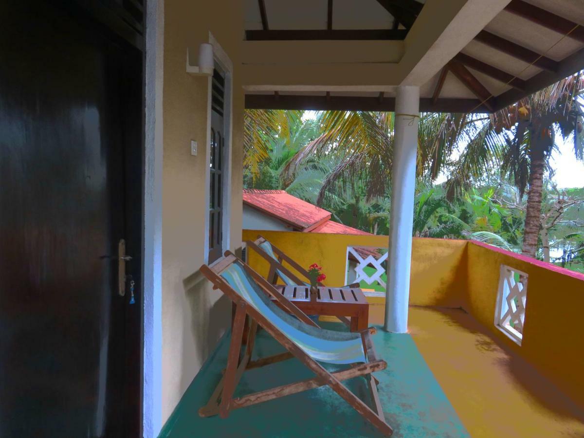 Beach Lagoon Guesthouse แทนกาลเล ภายนอก รูปภาพ