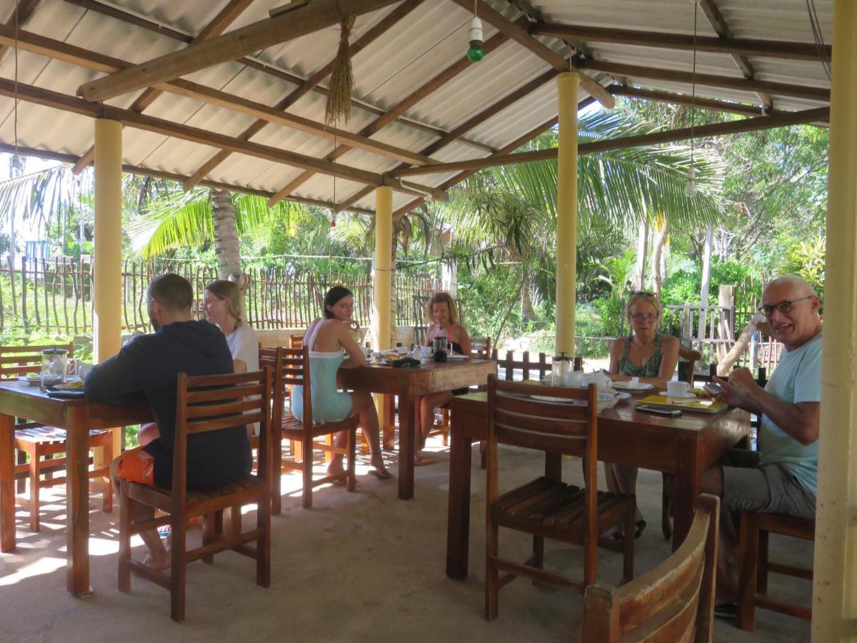 Beach Lagoon Guesthouse แทนกาลเล ภายนอก รูปภาพ